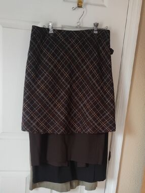 Bundle 4 Skirts Size 10: American Eagle, Banana Republic, Express, The Limited
